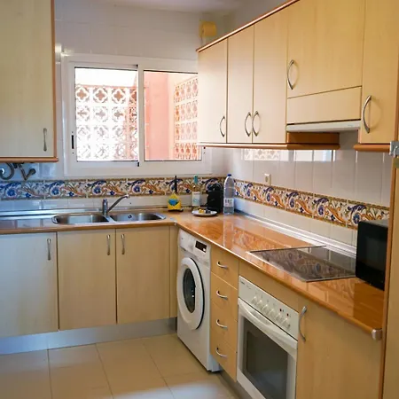 Marbella! 2 Bedroom Duplex W/ Sea Views & Rooftop Daire Marbella