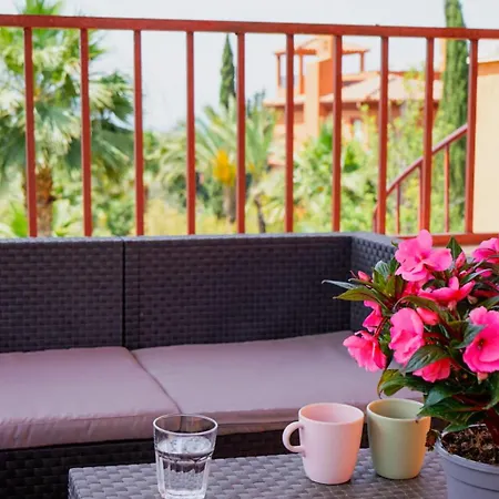 Two Bedroom Penthouse Marbella, With Sea Views Near Golf And Beaches *