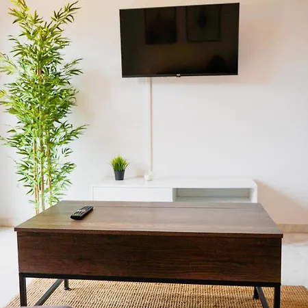 Marbella! 2 Bedroom Duplex W/ Sea Views & Rooftop Daire Marbella