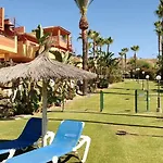 Apartamento Relaxing 2 Bed Duplex: Seaviews, Terrace & Rooftop Marbella
