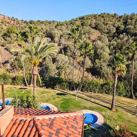 Marbella! 2 Bedroom Duplex W/ Sea Views & Rooftop Marbella