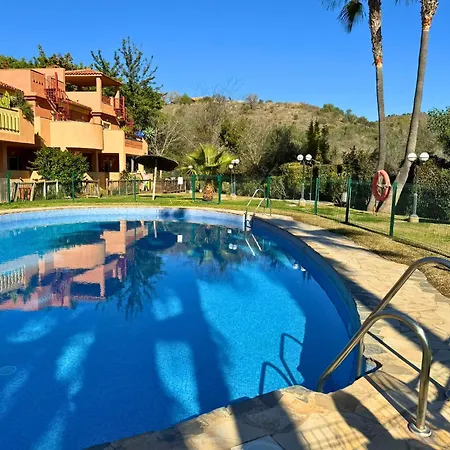Marbella! 2 Bedroom Duplex W/ Sea Views & Rooftop *