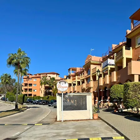 Marbella! 2 Bedroom Duplex W/ Sea Views & Rooftop