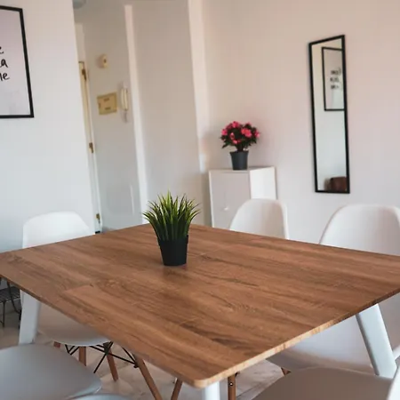 דירה Marbella! 2 Bedroom Duplex W/ Sea Views & Rooftop