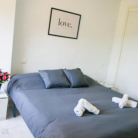 Marbella! 2 Bedroom Duplex W/ Sea Views & Rooftop Marbella