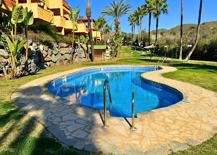 Marbella! 2 Bedroom Duplex W/ Sea Views & Rooftop * 마르베야