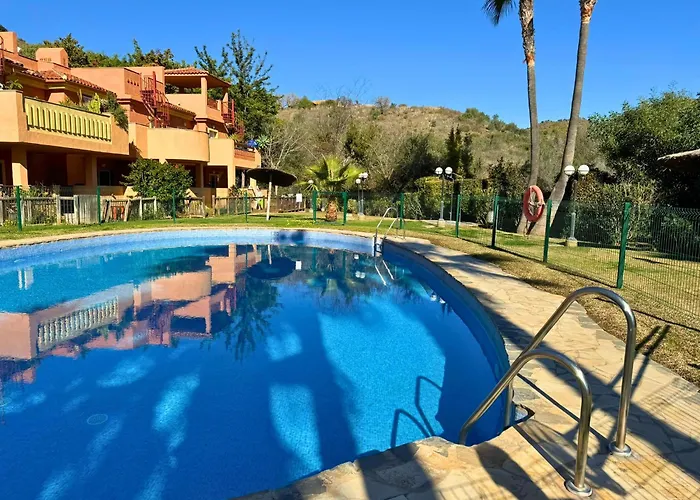 Marbella! 2 Bedroom Duplex W/ Sea Views & Rooftop *