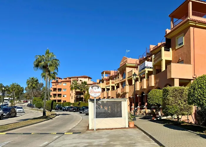 Marbella! 2 Bedroom Duplex W/ Sea Views & Rooftop
