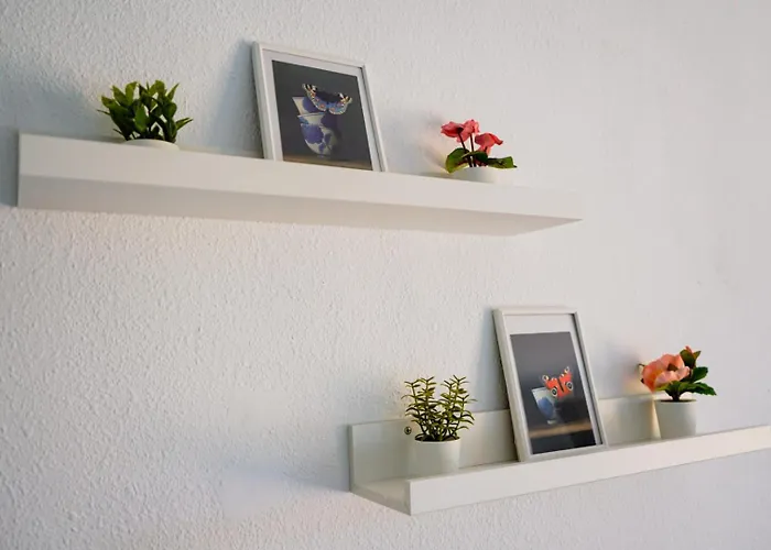 Marbella! 2 Bedroom Duplex W/ Sea Views & Rooftop