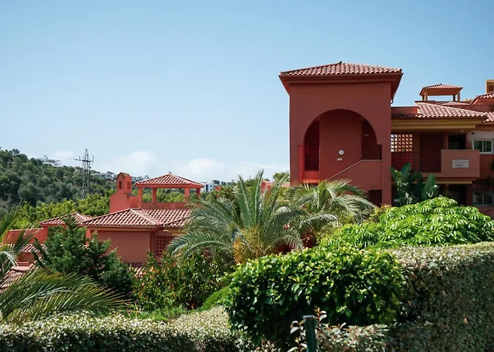 아파트 Marbella! 2 Bedroom Duplex W/ Sea Views & Rooftop *