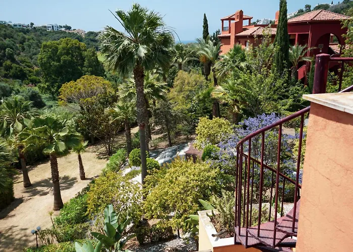 아파트 Marbella! 2 Bedroom Duplex W/ Sea Views & Rooftop *