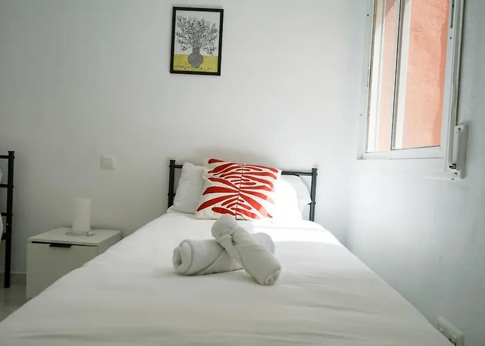 Marbella! 2 Bedroom Duplex W/ Sea Views & Rooftop * Marbella