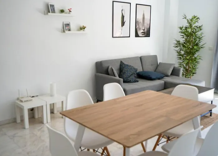 Marbella! 2 Bedroom Duplex W/ Sea Views & Rooftop
