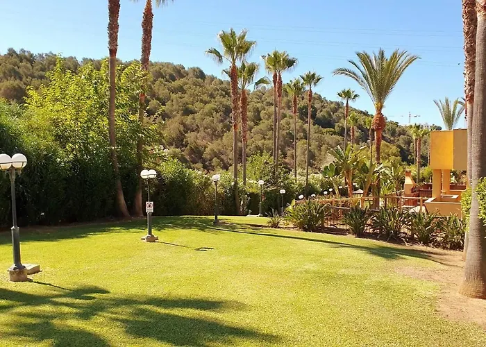 Marbella! 2 Bedroom Duplex W/ Sea Views & Rooftop * マルベーリャ