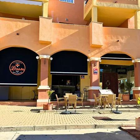 Marbella! 2 Bedroom Duplex W/ Sea Views & Rooftop ماربيا